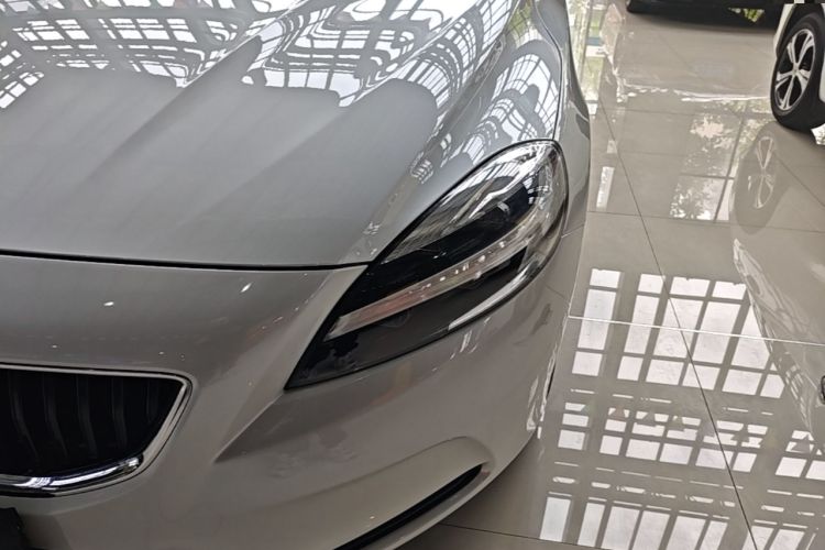 Used Volvo V40 2018 T3 Zhiyi Edition Left Front Headlight