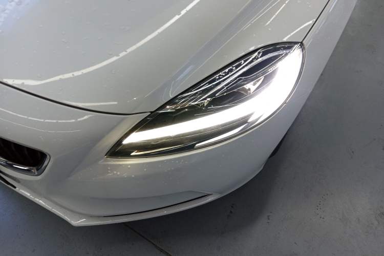 Used Volvo V40 2018 T3 Zhiyi Edition Left Front Headlight