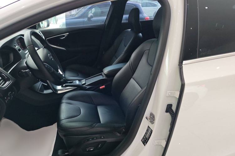 Used Volvo V40 2018 T3 Zhiya Edition Left Front Seat