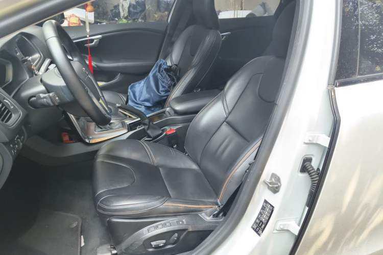 Used Volvo V40 2018 Cross Country T3 Zhiya Edition Left Front Seat
