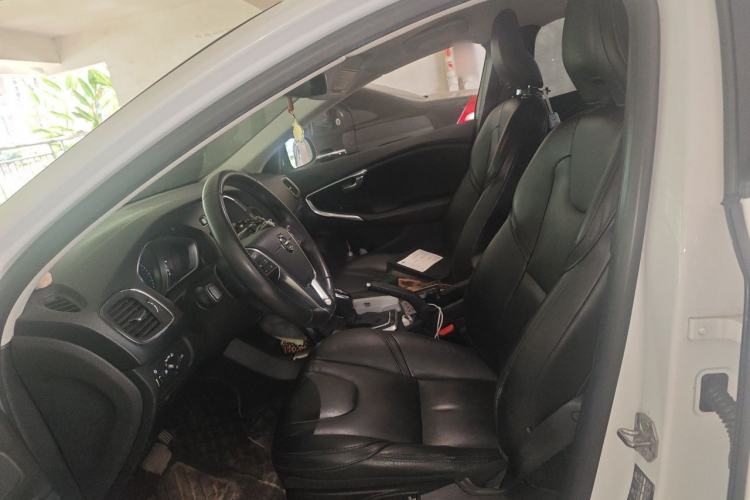 Used Volvo V40 2018 T3 Zhiyi Edition Left Front Seat