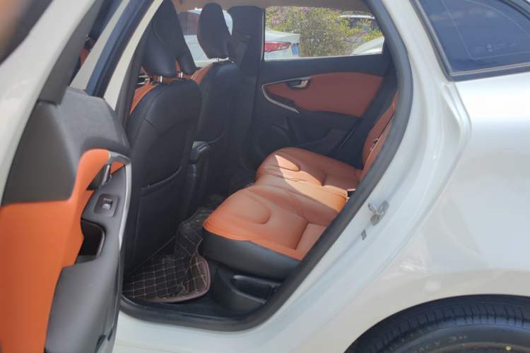 Used Volvo V40 2018 T3 Smart Edition Left Rear Seat