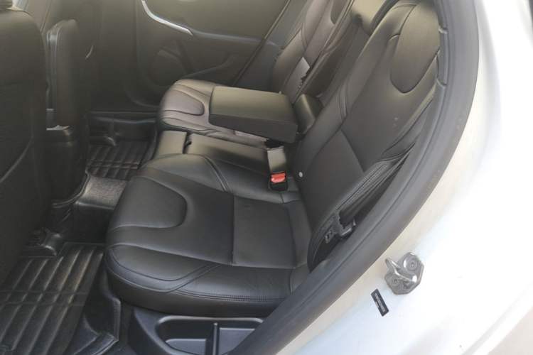 Used Volvo V40 2018 T3 Zhiyi Edition Left Rear Seat
