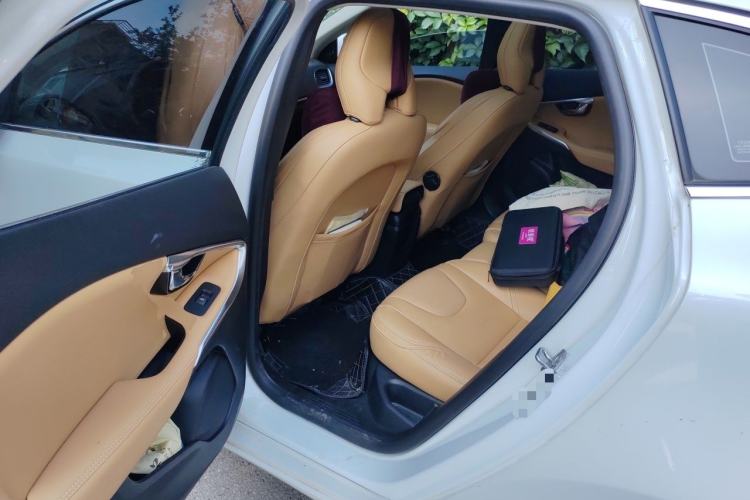 Used Volvo V40 2018 T3 Zhiya Edition Left Rear Seat
