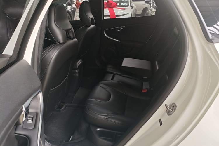 Used Volvo V40 2018 T3 Zhiyi Edition Left Rear Seat