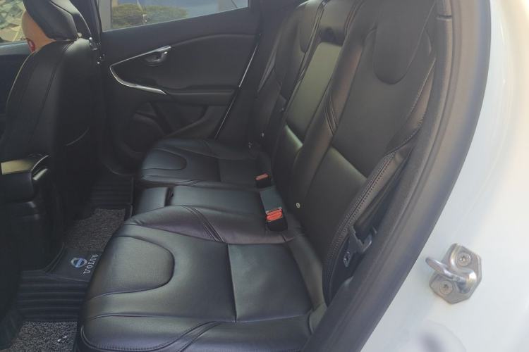 Used Volvo V40 2018 T3 Zhiya Edition Left Rear Seat