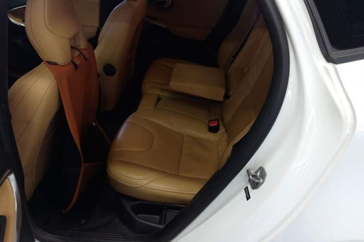 Used Volvo V40 2018 T3 Zhiyi Edition Left Rear Seat