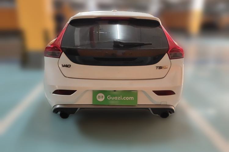 Used Volvo V40 2018 T3 Zhiyi Edition Rear