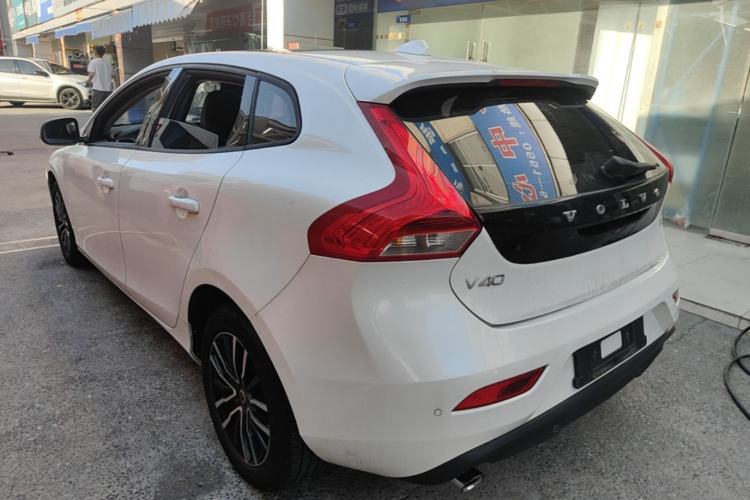 Used Volvo V40 2018 T3 Zhiyi Edition Rear Left 45 Deg