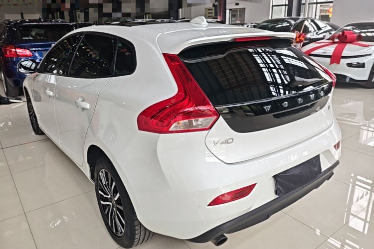 Used Volvo V40 2018 T3 Zhiyi Edition Rear Left 45 Deg