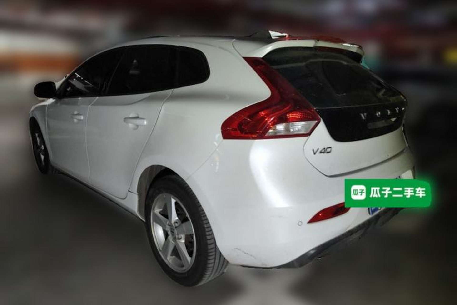 Used Volvo V40 2018 T3 Smart Edition Rear Left 45 Deg