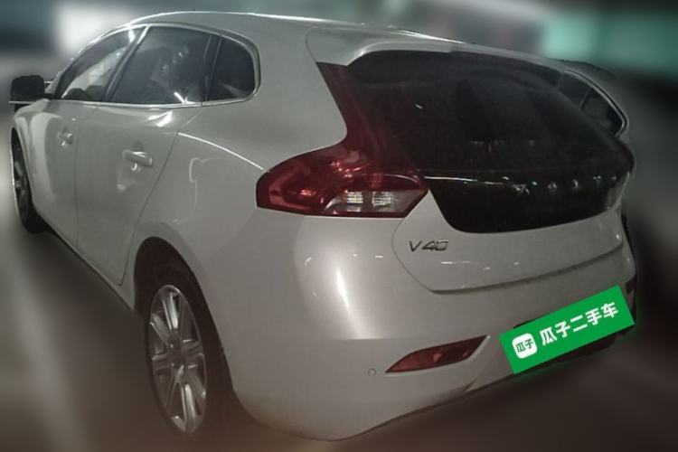 Used Volvo V40 2018 T3 Zhiya Edition Rear Left 45 Deg