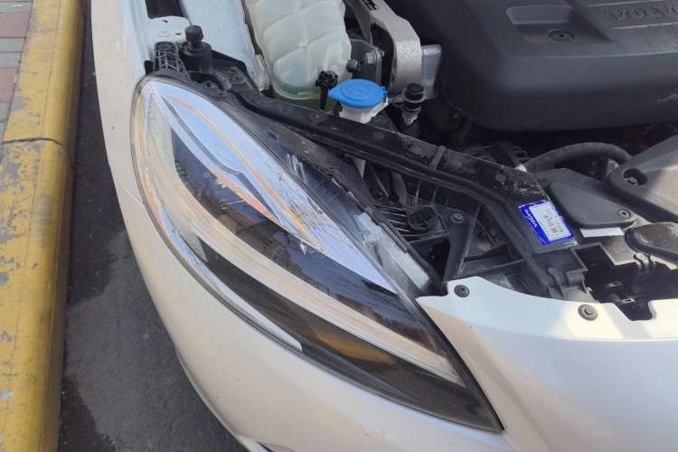 Used Volvo V40 2018 T3 Zhiyi Edition Right Front Headlight