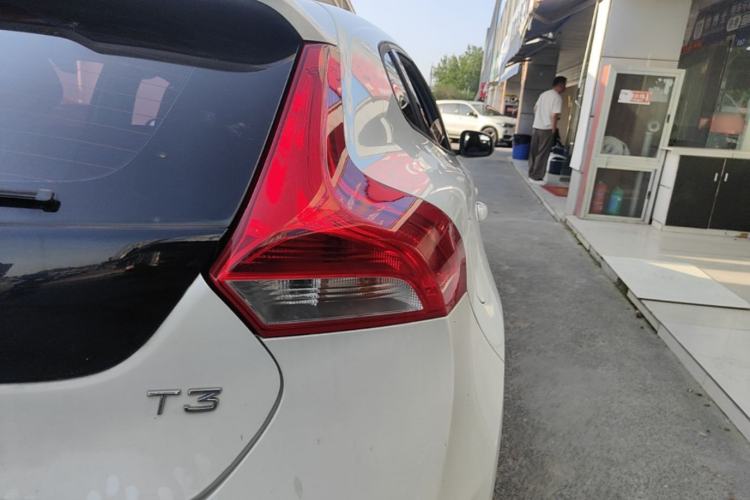 Used Volvo V40 2018 T3 Zhiyi Edition Right Rear Taillight