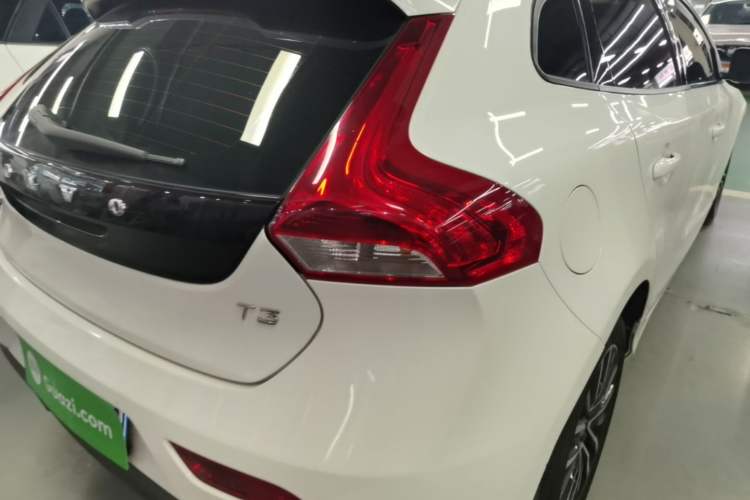 Used Volvo V40 2018 T3 Zhiyi Edition Right Rear Taillight