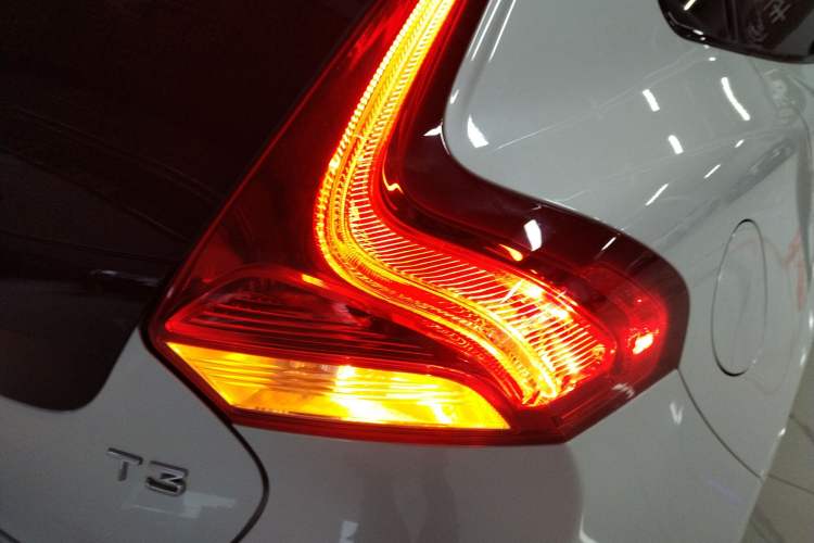 Used Volvo V40 2018 Cross Country T3 Zhiya Edition Right Rear Taillight