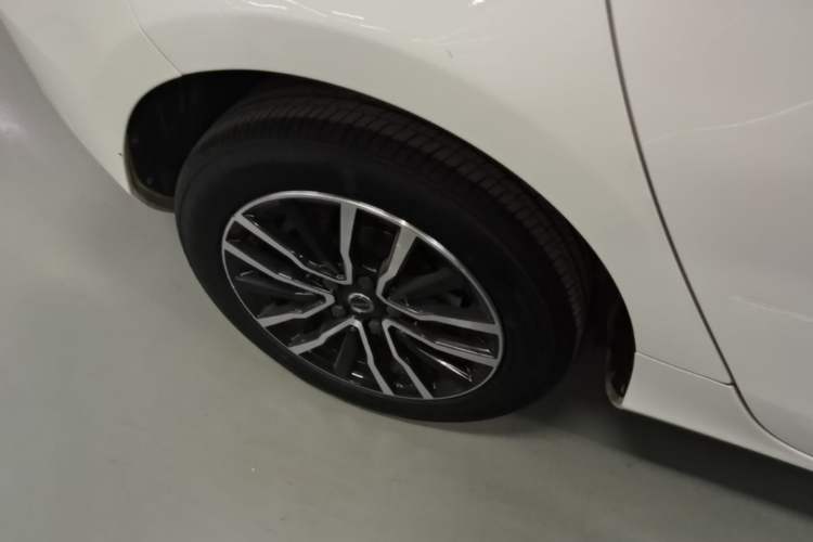 Used Volvo V40 2018 T3 Zhiyi Edition Right Rear Wheel Hub