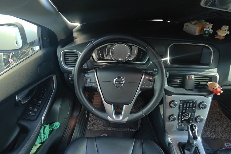 Used Volvo V40 2018 T3 Zhiya Edition Steering Wheel