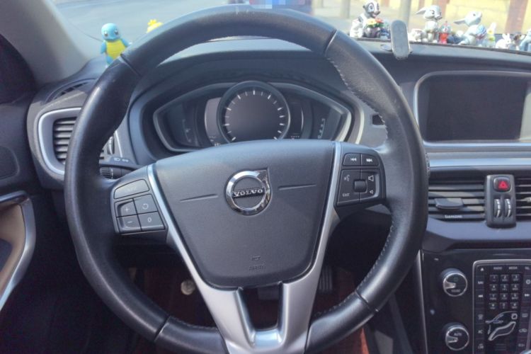 Used Volvo V40 2018 T3 Zhiyi Edition Steering Wheel