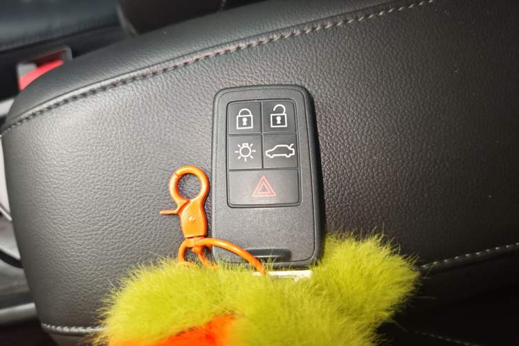 Used Volvo V40 2018 T3 Zhiya Edition Vehicle Key