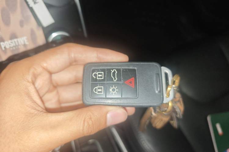 Used Volvo V40 2018 T3 Zhiyi Edition Vehicle Key