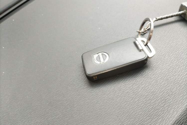 Used Volvo V40 2018 T3 Zhiyi Edition Vehicle Key