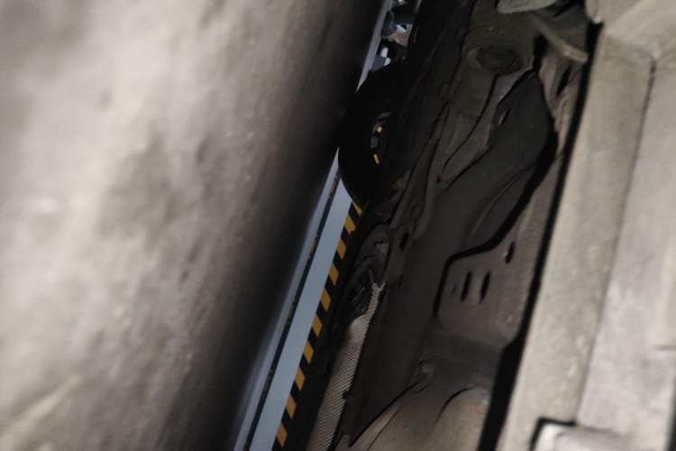 Used Volvo V40 2019 T3 Zhiyi Edition Chassis Front Left