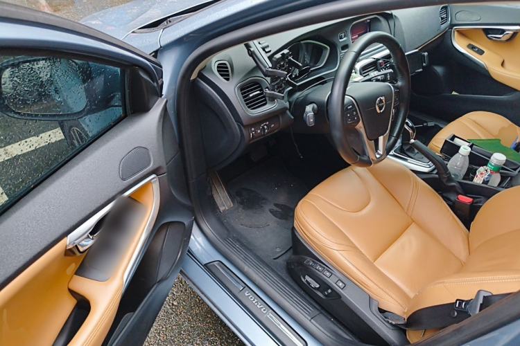 Used Volvo V40 2019 T3 Zhiyi Edition Driver Seat