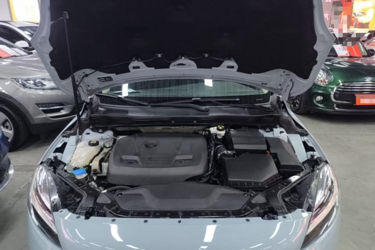 Used Volvo V40 2019 T3 Zhiyi Edition Engine Bay