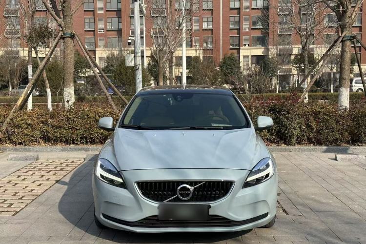 Used Volvo V40 2019 T3 Zhiyi Edition Exterior 1