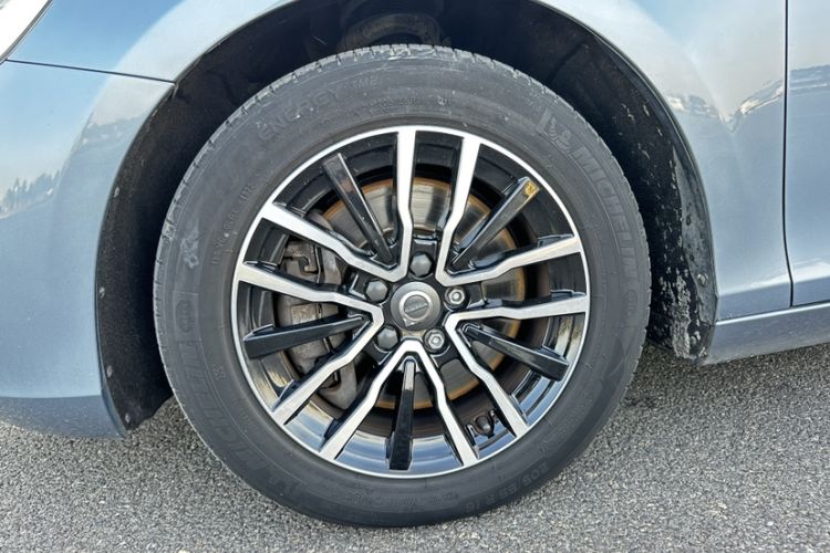 Used Volvo V40 2019 T3 Zhiyi Edition Exterior 2