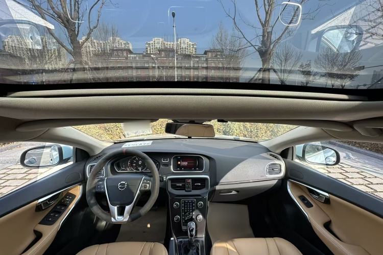 Used Volvo V40 2019 T3 Zhiyi Edition Exterior 3