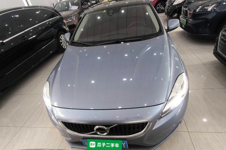 Used Volvo V40 2019 T3 Zhiyi Edition Front