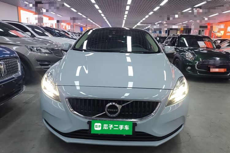 Used Volvo V40 2019 T3 Zhiyi Edition Front