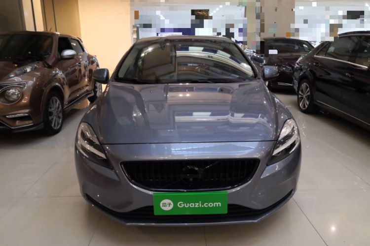 Used Volvo V40 2019 T3 Zhiyi Edition Front