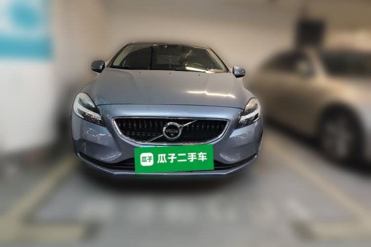 Used Volvo V40 2019 T3 Zhiyi Edition Front