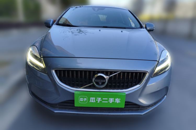 Used Volvo V40 2019 T3 Zhiyi Edition Front