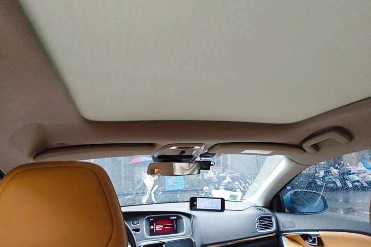Used Volvo V40 2019 T3 Zhiyi Edition Headliner