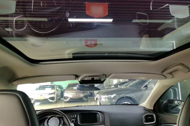 Used Volvo V40 2019 T3 Zhiyi Edition Headliner