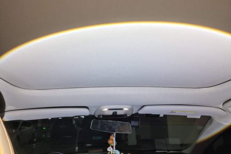 Used Volvo V40 2019 T3 Zhiyi Edition Headliner
