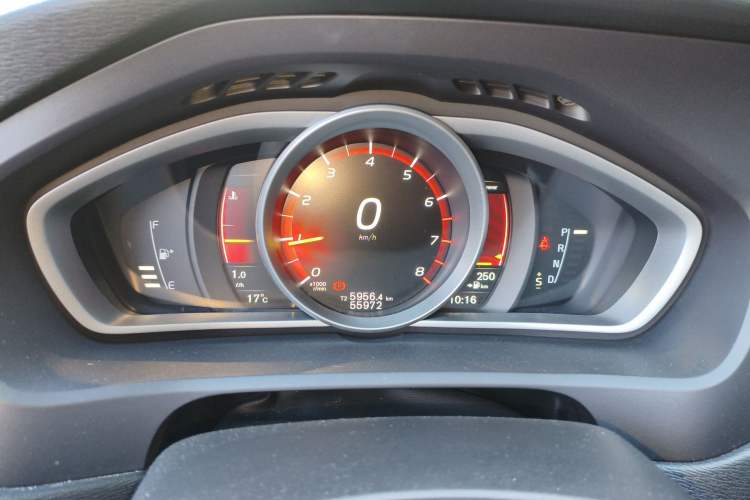 Used Volvo V40 2019 T3 Zhiyi Edition Instrument Cluster