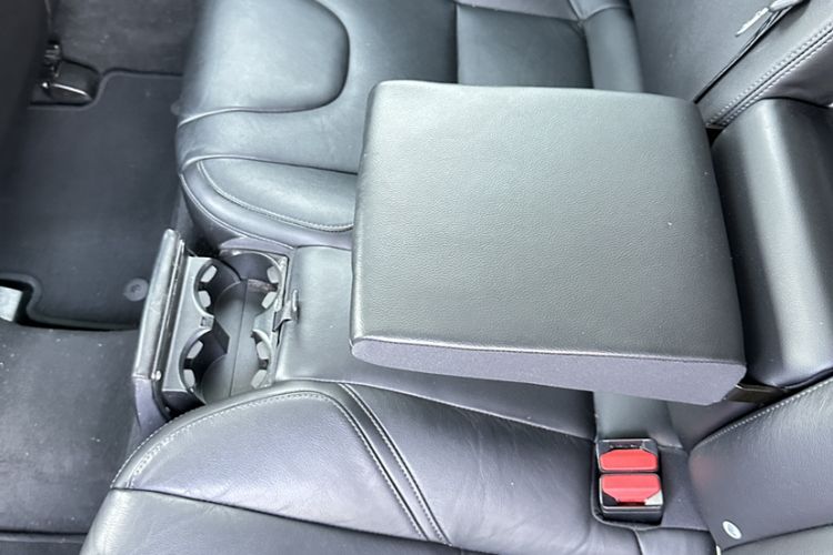 Used Volvo V40 2019 T3 Zhiyi Edition Interior 6