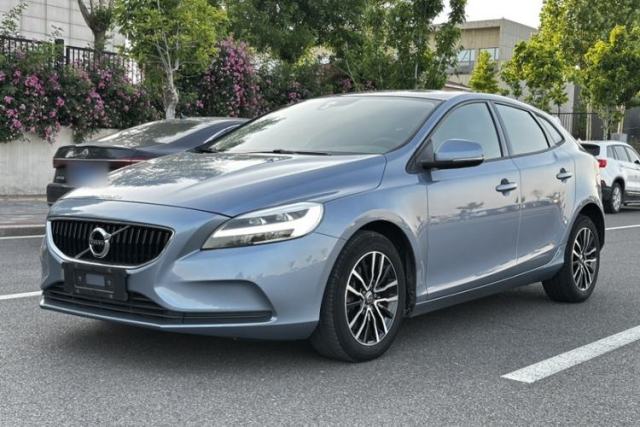 Used Volvo V40 2019 T3 Zhiyi Edition
