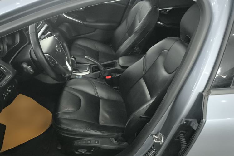 Used Volvo V40 2019 T3 Zhiyi Edition Left Front Seat