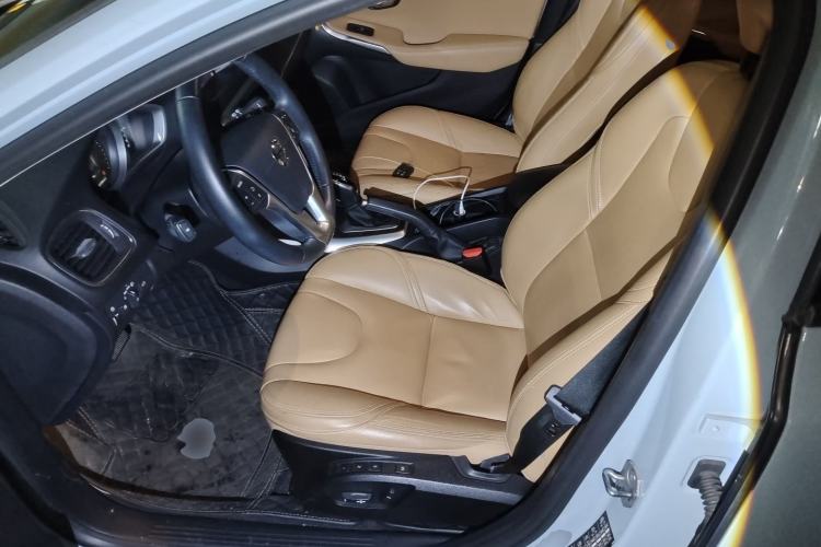 Used Volvo V40 2019 T3 Zhiyi Edition Left Front Seat