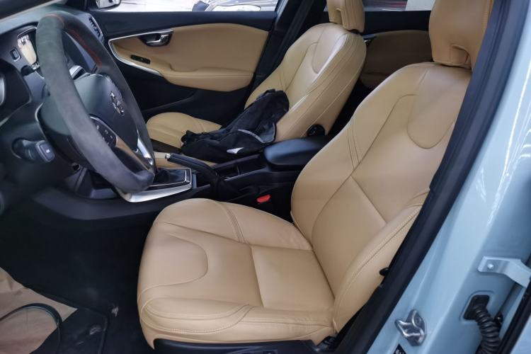 Used Volvo V40 2019 T3 Zhiyi Edition Left Front Seat