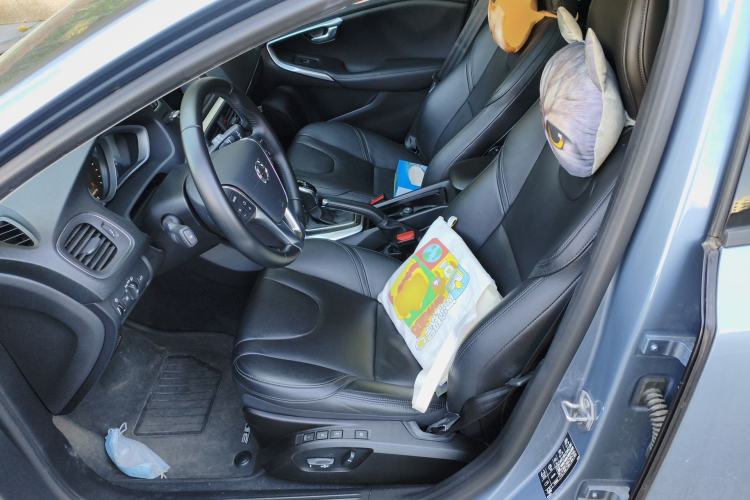 Used Volvo V40 2019 T3 Zhiyi Edition Left Front Seat