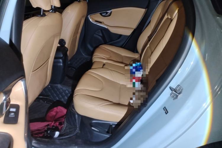 Used Volvo V40 2019 T3 Zhiyi Edition Left Rear Seat