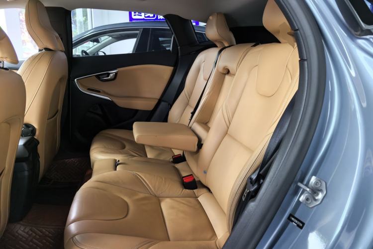 Used Volvo V40 2019 T3 Zhiyi Edition Left Rear Seat