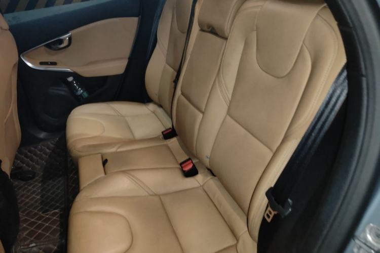 Used Volvo V40 2019 T3 Zhiyi Edition Left Rear Seat